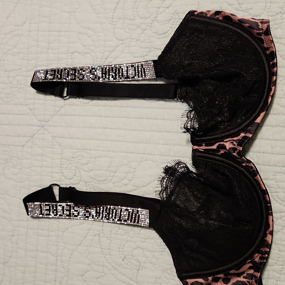 Victoria's Secret very sexy push up